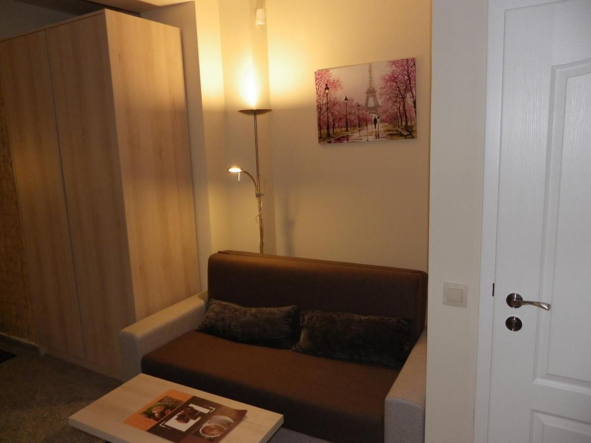 Mini Sofia Apartment ภายนอก รูปภาพ